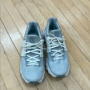 On Cloud Women's Running Shoes - grey with white